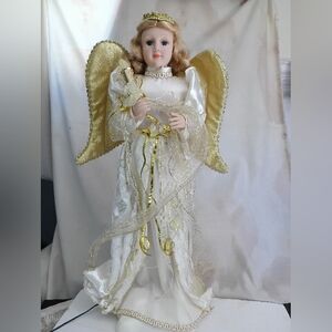 Eluceo Angel Doll with Gold and White Dress